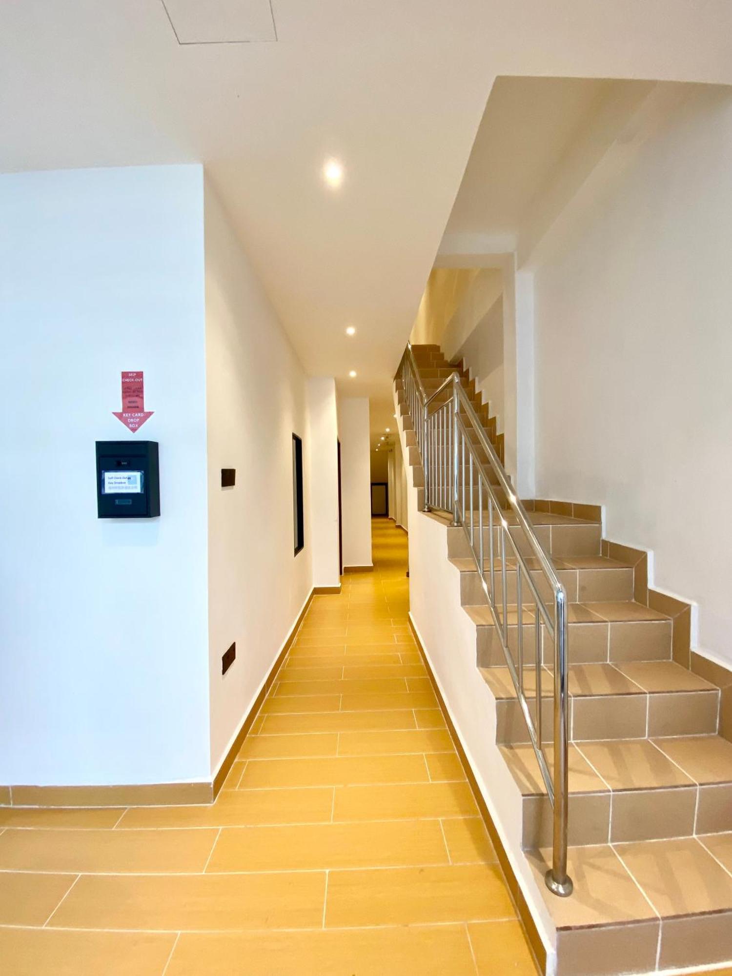 Hotel The 6N By Sky Hive George Town Exteriér fotografie